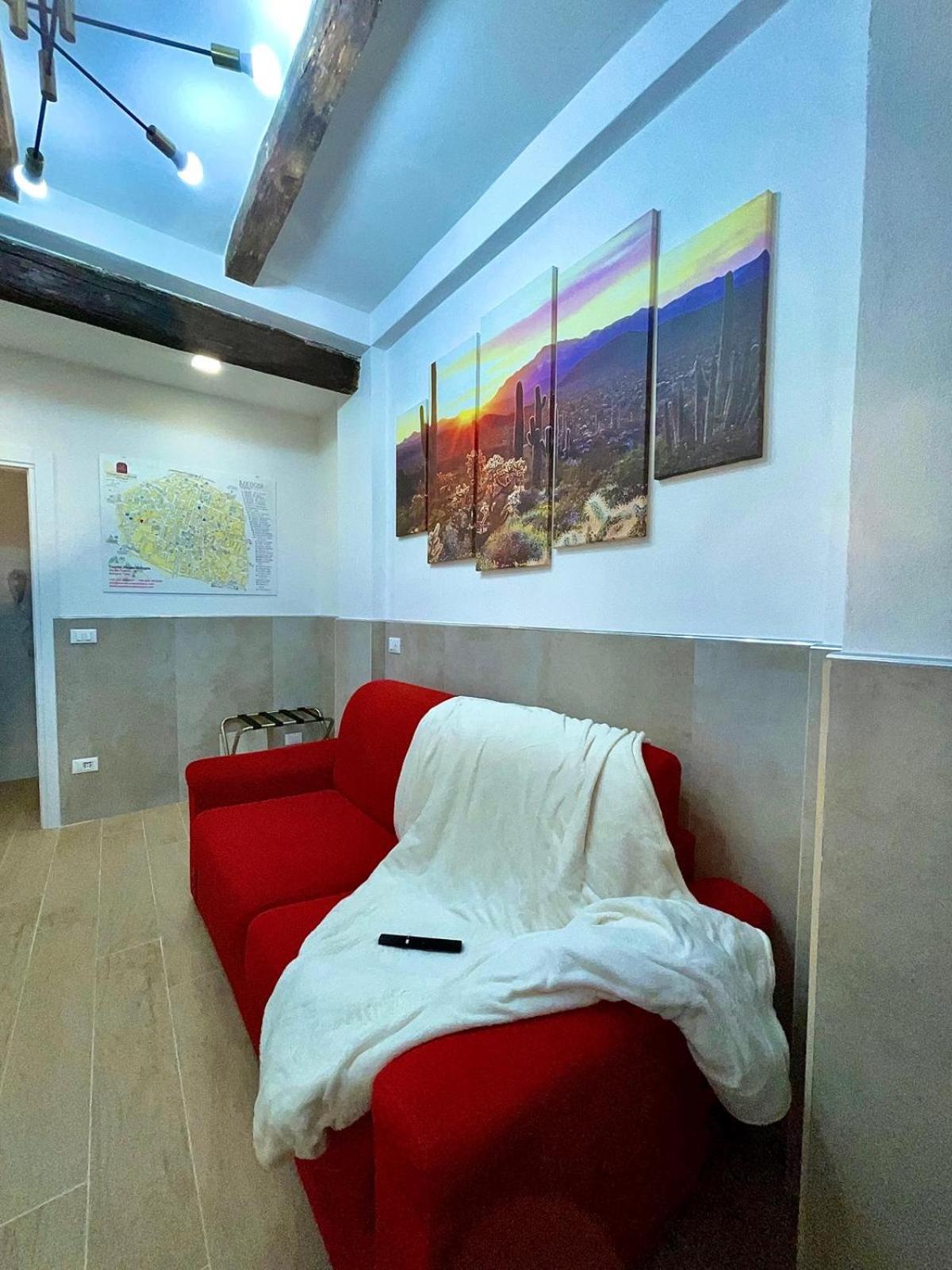 50 Tourist House Bologna - Pratello - Self Check-In Διαμέρισμα Εξωτερικό φωτογραφία