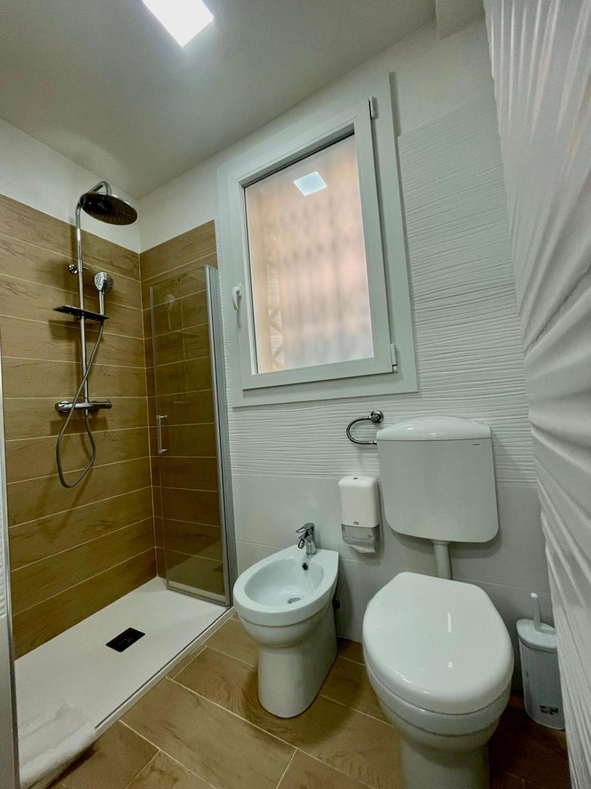 50 Tourist House Bologna - Pratello - Self Check-In Διαμέρισμα Εξωτερικό φωτογραφία