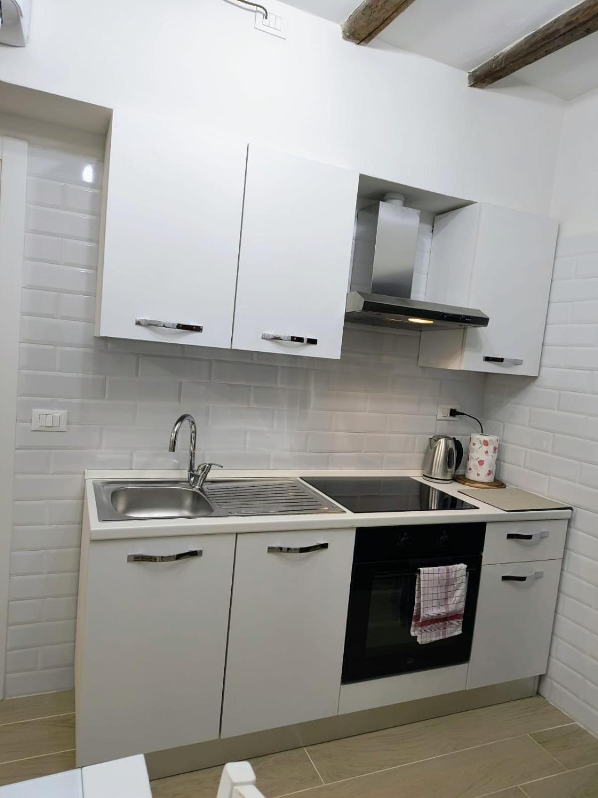 50 Tourist House Bologna - Pratello - Self Check-In Διαμέρισμα Εξωτερικό φωτογραφία