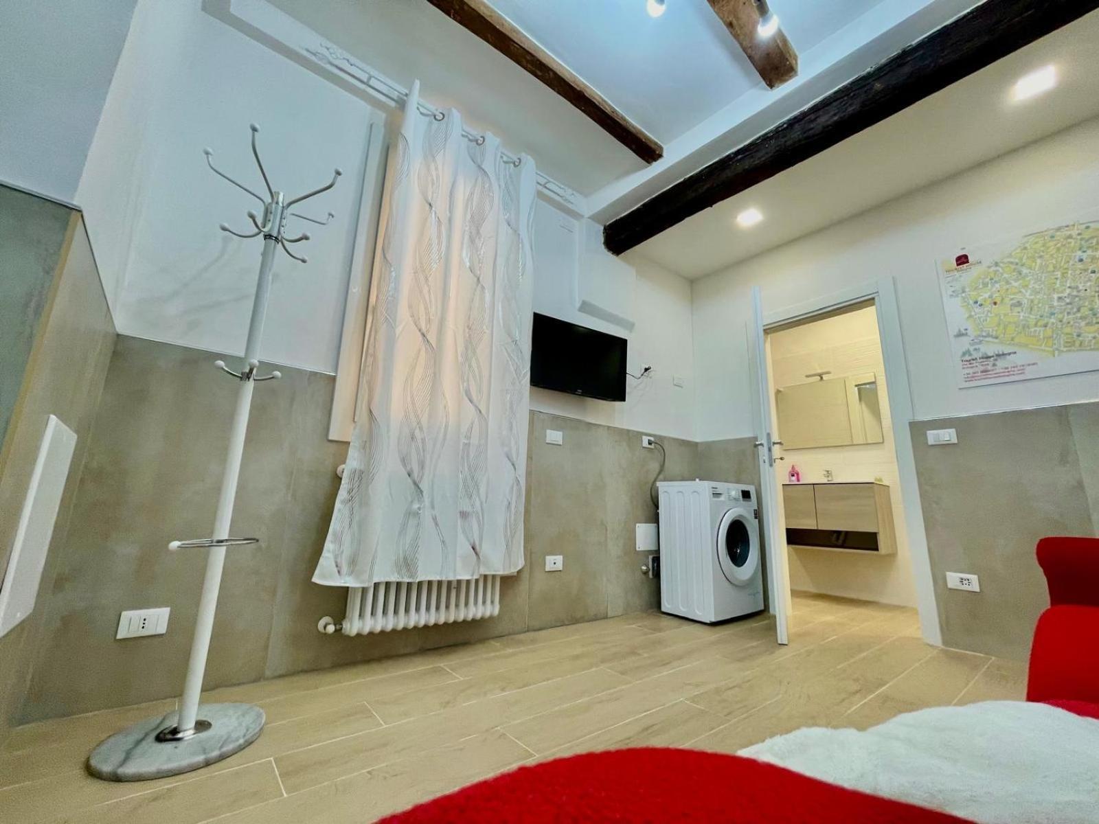 50 Tourist House Bologna - Pratello - Self Check-In Διαμέρισμα Εξωτερικό φωτογραφία
